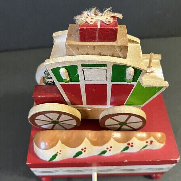 Vintage Schmid Wooden Christmas Sleigh Carriage Animated Xmas Music Box TESTED - Picture 5 of 16